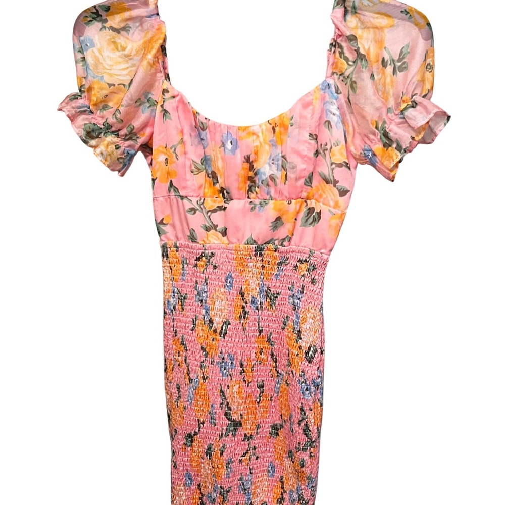 ❤️NWOT One and Only Collective Pink Floral Smocked Puff Sleeve Mini Dress XS - Picture 7 of 10